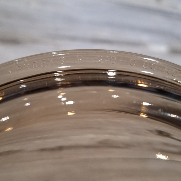 Retro Corning Visions Lrg Amber Grab It 24oz Casserole Bakeware Glass Cookwear - Picture 9 of 12